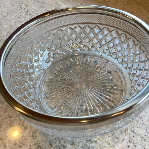 Anchor Hocking - silver rimmed serving bowl  Wexford pattern - Picture 7 of 10